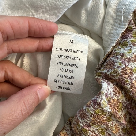 Dress Forum Women’s dress - Picture 8 of 9